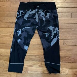 Athleta leggings